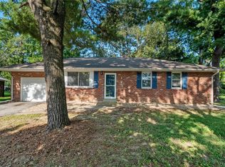 145 Freedom Dr, Belleville, IL