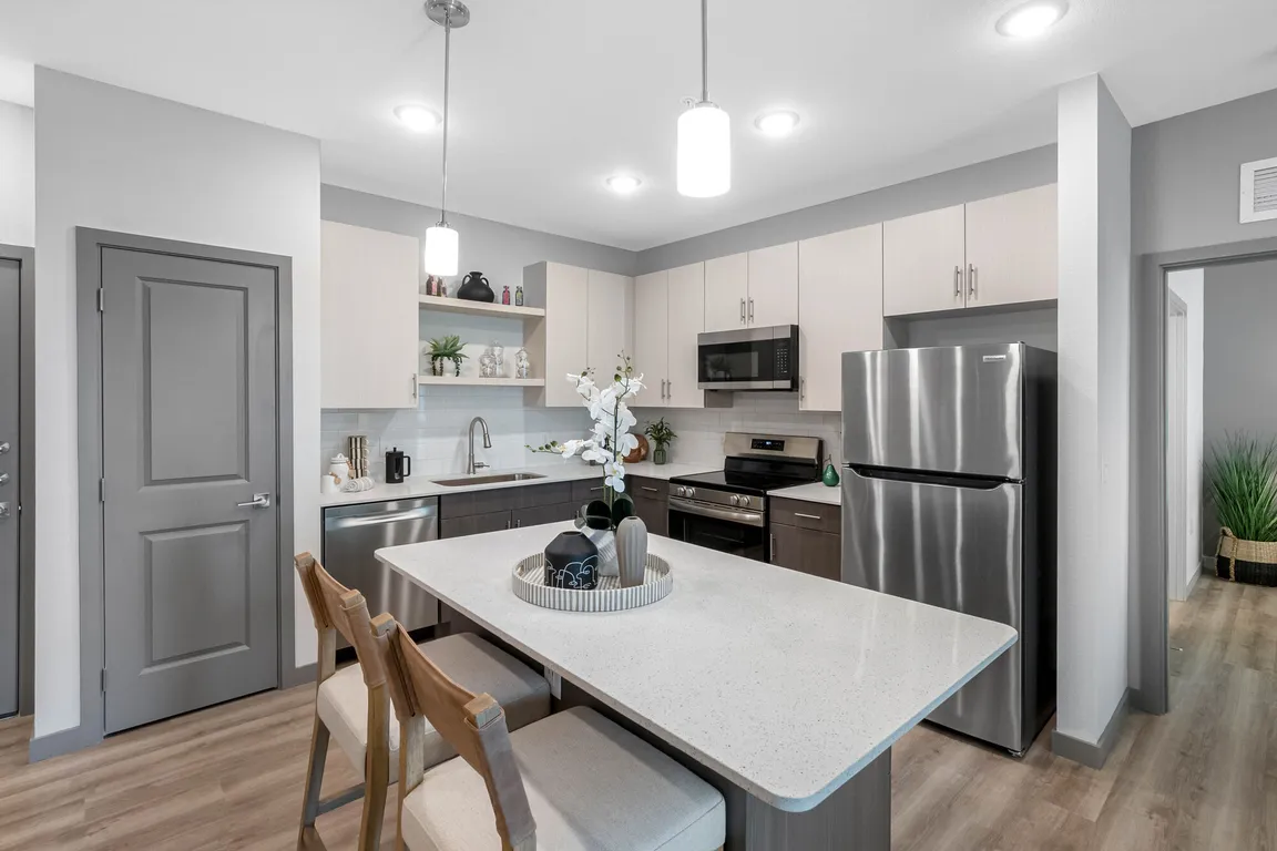 Montego Reserve apartments community photo