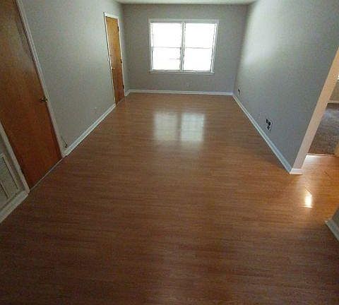 2nd image of 3534 Leith Ln APT 3