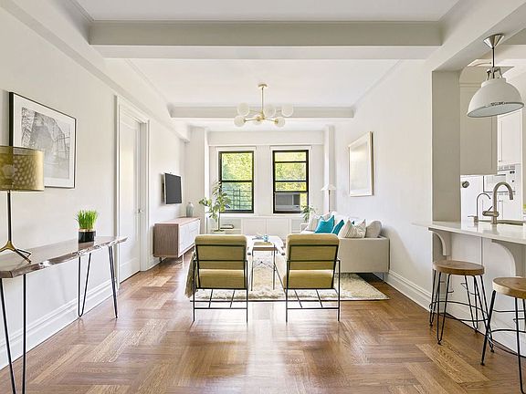 3rd image of 9 Prospect Park W APT 4A