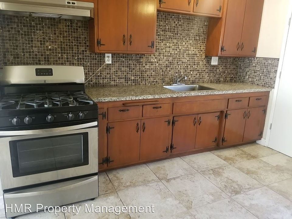 1st image of 421 E F St APT C