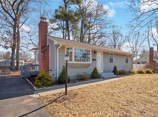 4 Carney Rd, Enfield, CT 06082