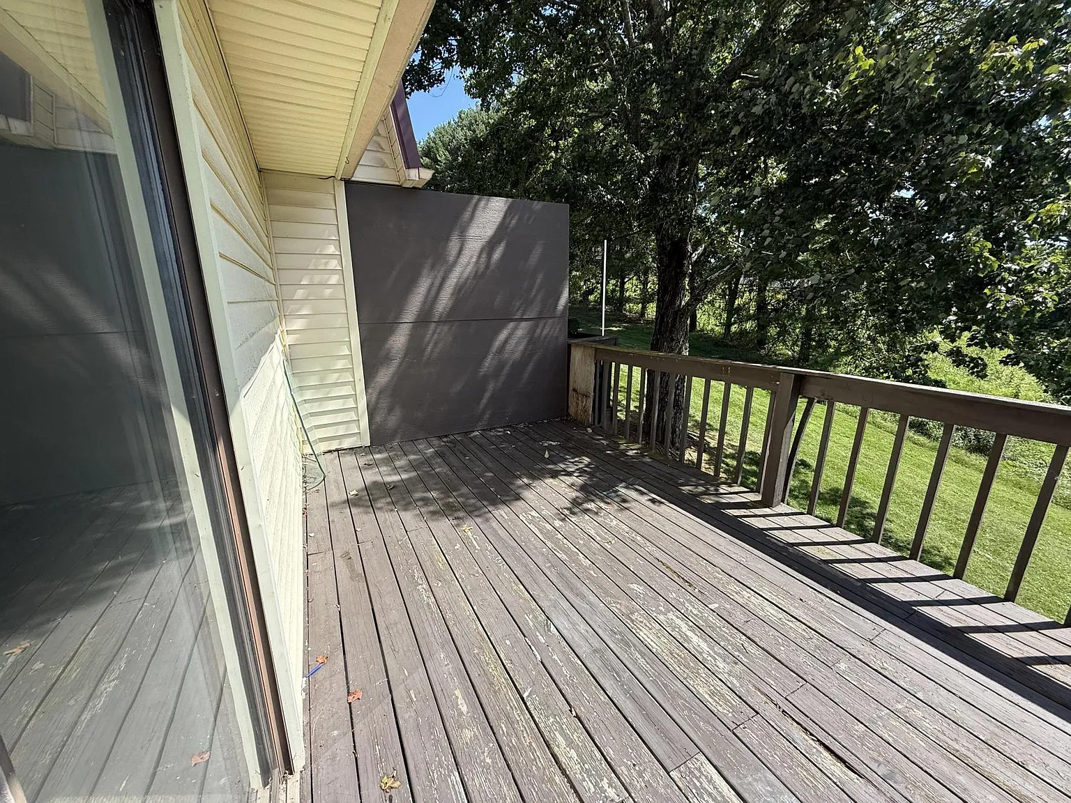 2 bed, 1.5 bath, $950 — Photo 2