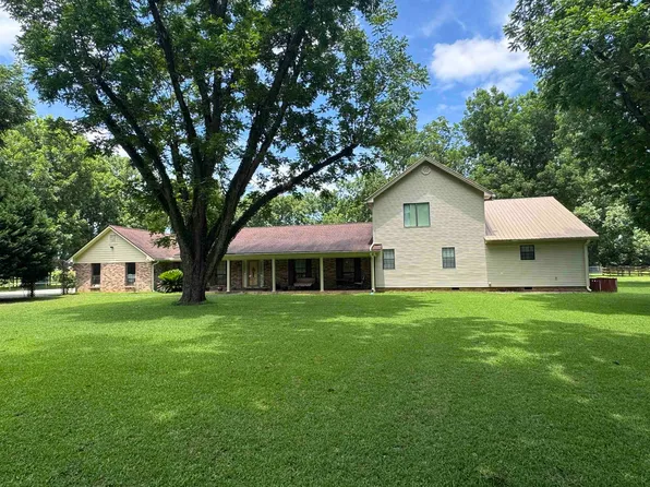 26466 Sunnyside St, Red Level, AL 36474