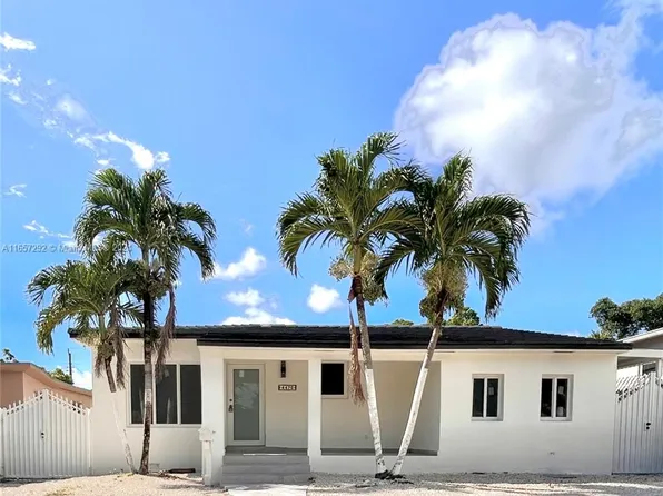 4470 SW 1st St, Miami, FL 33134