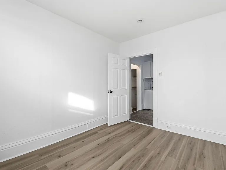 6531 Plymouth Ave — Photo 13