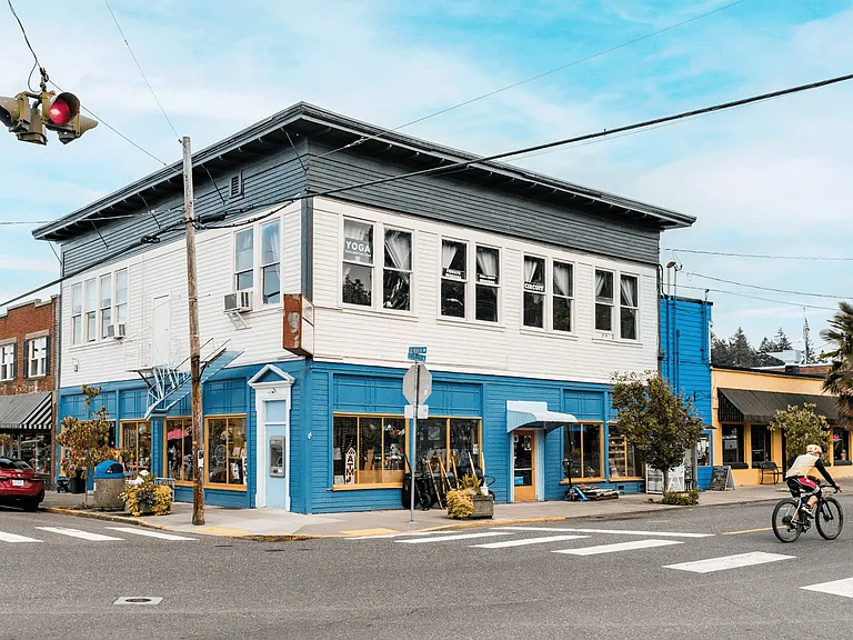 Charming Downtown Ridgefield