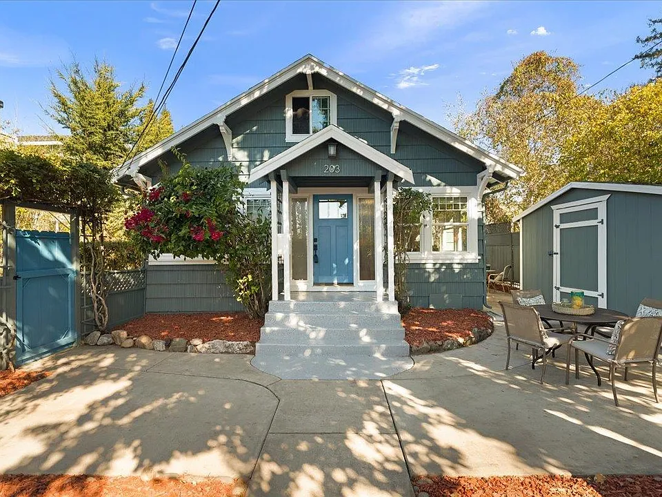 203 Fairmount Ave