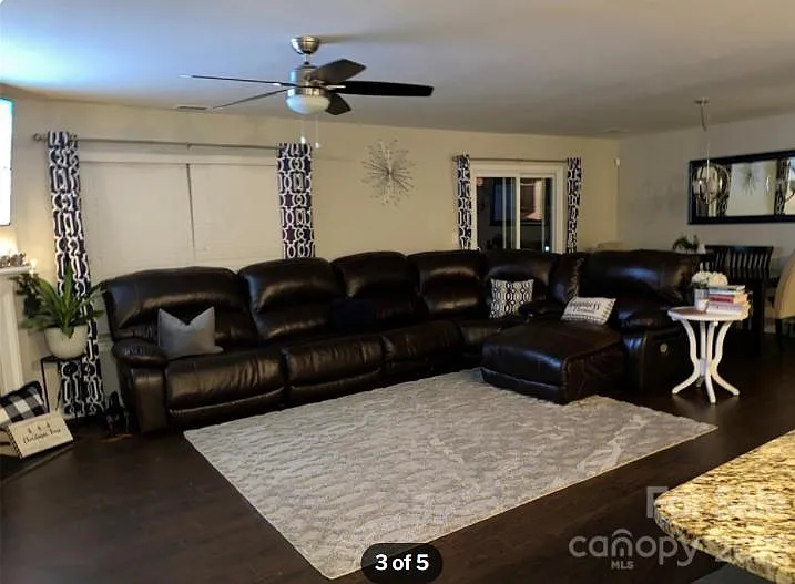 4176 Long Arrow Dr — Photo 4
