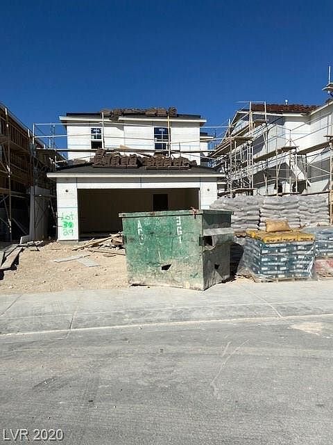 1st image of 1242 Corral Bluffs Ave