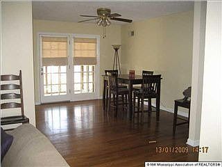 2nd image of 8401 Cedarcrest Dr E