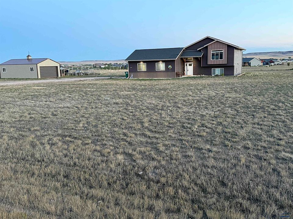 1st image of 15019 Mariah Ln