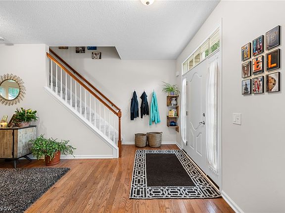 3rd image of 207 Highland Ave