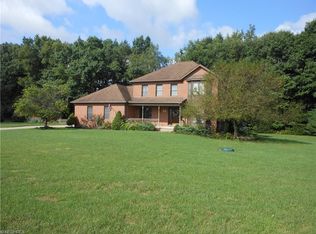 8349 Seasons Rd, Streetsboro, OH 44241