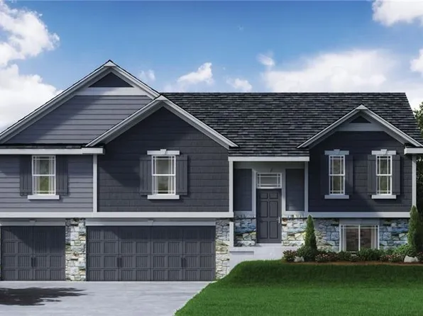 306 E Oak St, Lone Jack, MO 64070