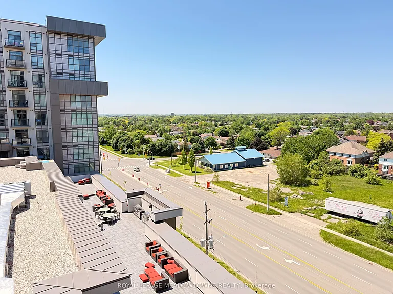 460 Dundas St E #801 — Photo 16