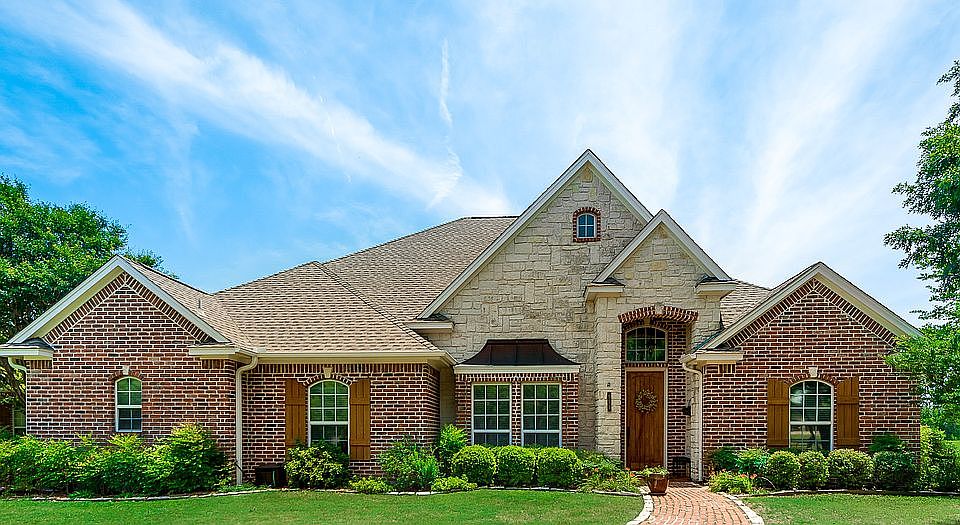 1st image of 152 Hidden Hills Ln