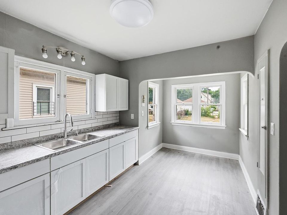 1st image of 3407 N 38th STREET