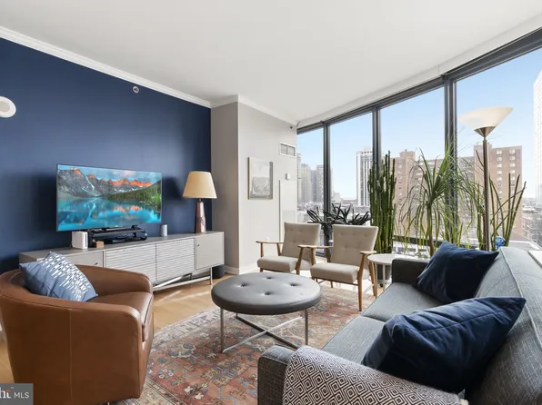 2101 Market St Unit 803, Philadelphia, PA 19103