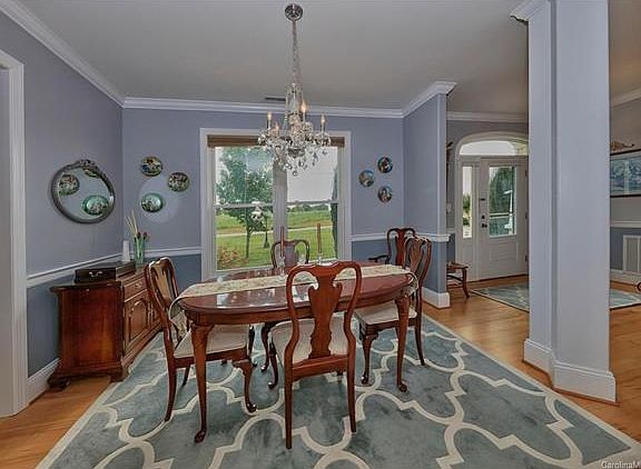 3rd image of 8072 Mountain Shore Dr