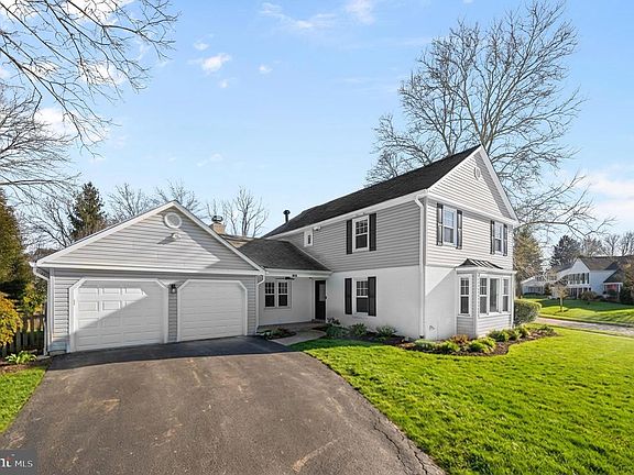 2nd image of 11601 Bedfordshire Ave