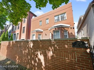 2724 N Dayton St, Chicago, IL 60614