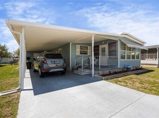 5323 Seville Dr, Zephyrhills, FL 33541