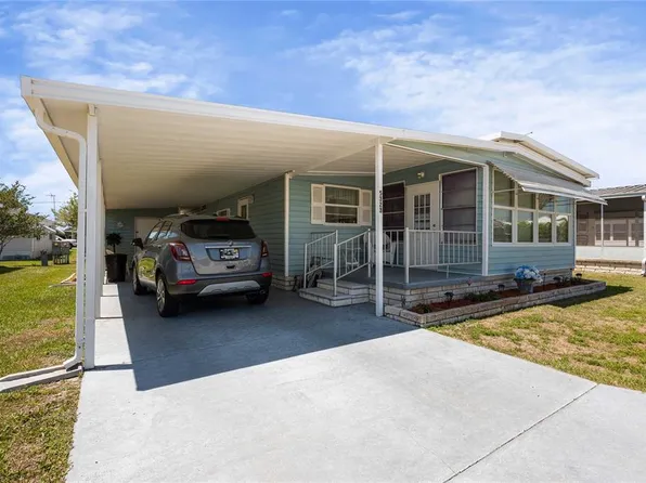 5323 Seville Dr, Zephyrhills, FL 33541