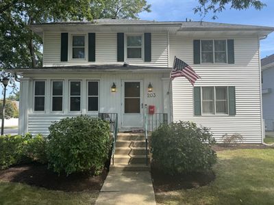 203 S Lombard Ave, Lombard, IL, 60148