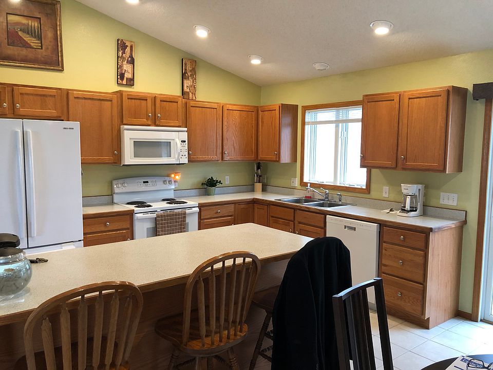 2nd image of 1434 Lokhorst St