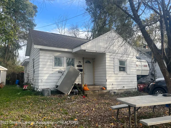 3425 Lowcroft Ave, Lansing, MI 48910