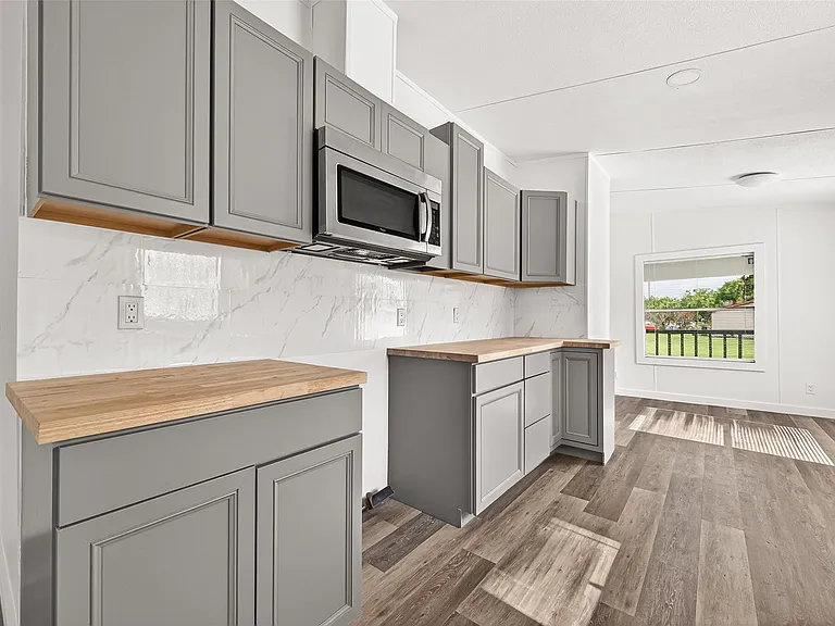 6018 Barney Ln — Photo 17