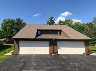 599 Echo Ct, Saline, MI 48176
