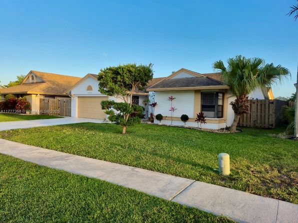 10640 NW 32nd St, Sunrise, FL 33351