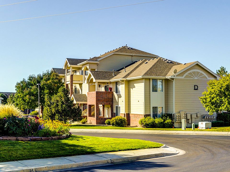 The Shores At McIntosh Lake Apartments 2450 Airport Rd Longmont CO