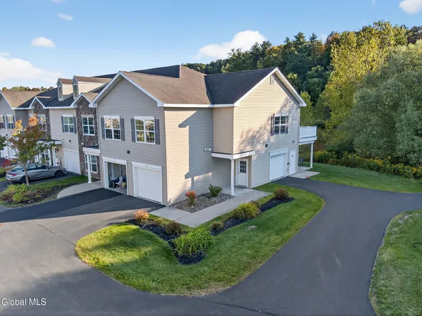 206 Worthington Terrace, Wynantskill, NY 12198