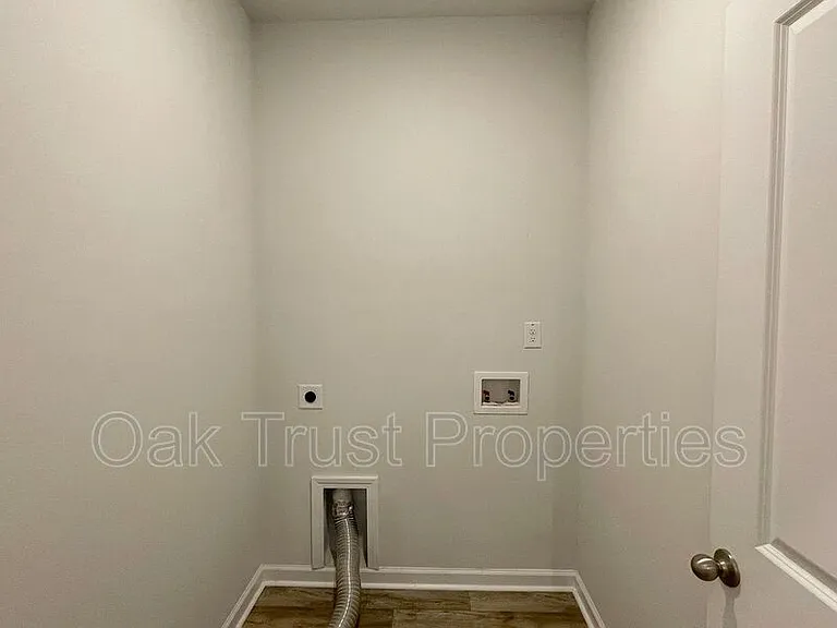 217 Lapping Waters Dr — Photo 17