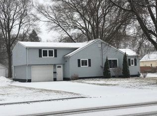 106 3rd St, Prinsburg, MN 56281