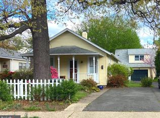 4007 9th St S, Arlington, VA 22204