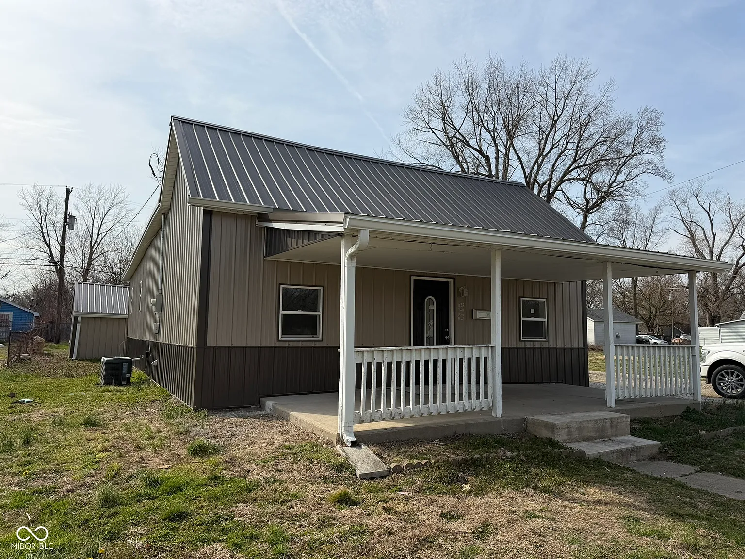 522 N Main St photo 1