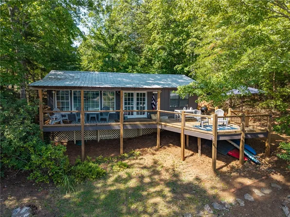 307 N Coves Dr Building B, Salem, SC 29676