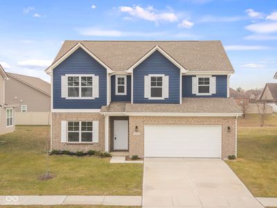5737 Lauren Ln, Columbus, IN, 47203