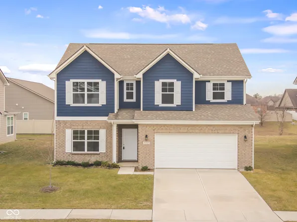 5737 Lauren Ln, Columbus, IN 47203