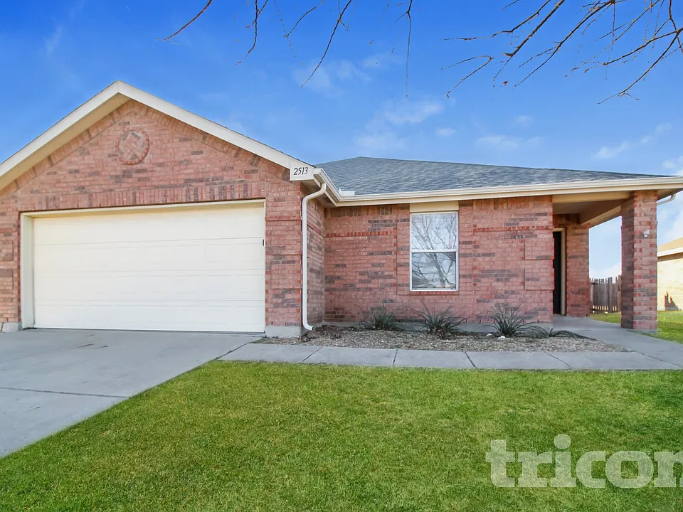 2513 Thousand Oaks Dr