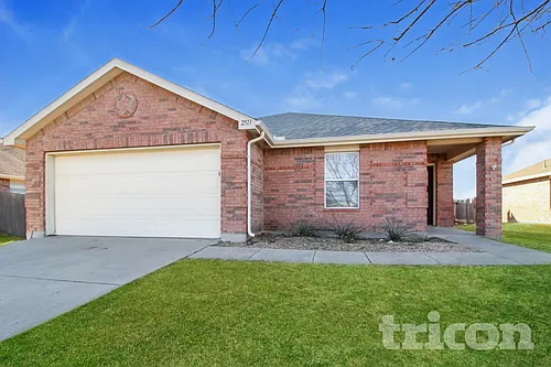 2513 Thousand Oaks Dr Photo 1
