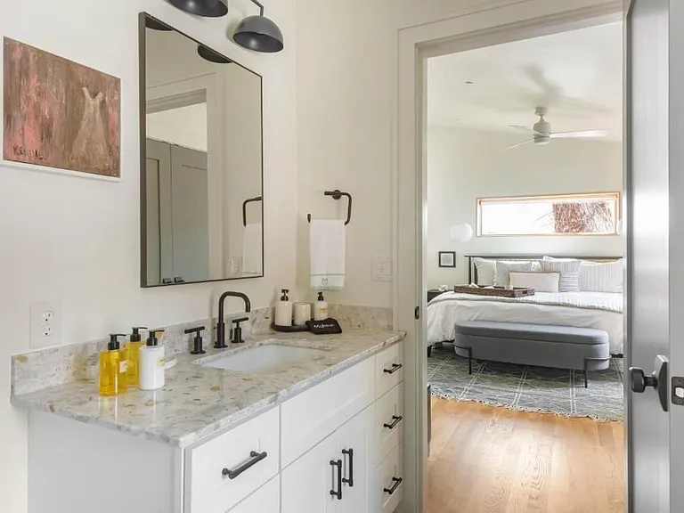 955 Wylie St #6 — Photo 26