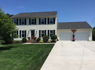 1950 Round Top Rd, Montoursville, PA 17754