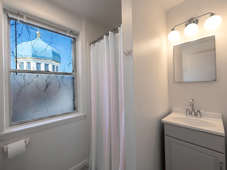 455 Fairmount Ave #2 — Photo 10