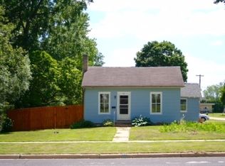 419 Fuller St, Columbus, WI 53925