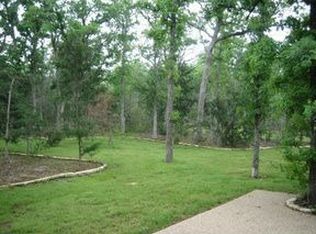 5233 Drake Dr, College Station, TX 77845